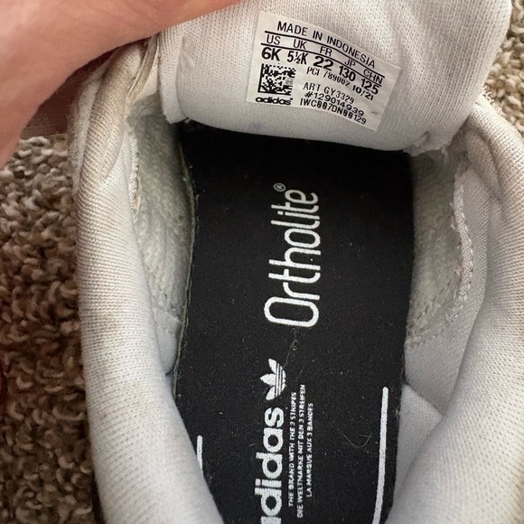 Adidas Kids White Sneakers with Red Trim - Picture 7 of 7